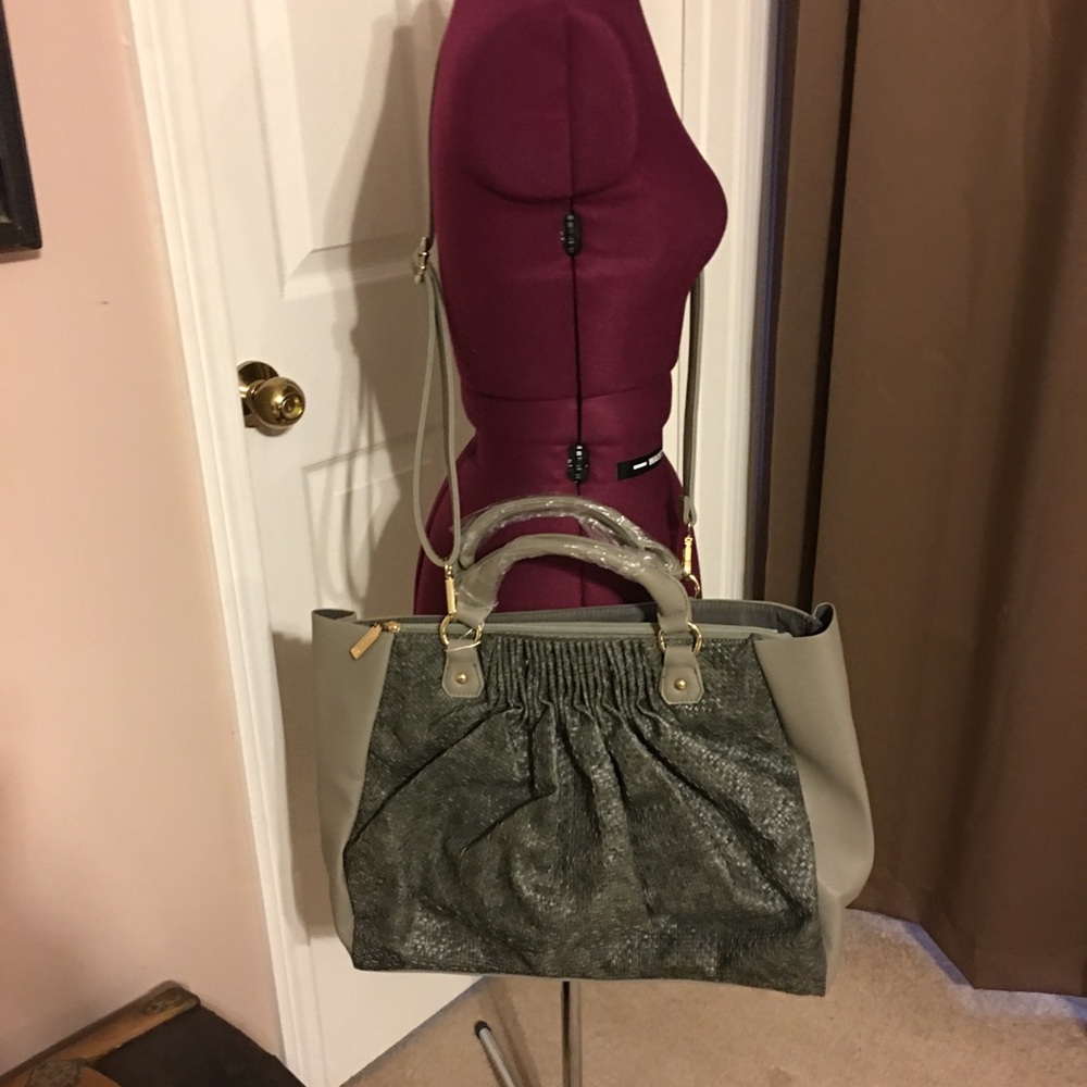 Classic weekender tote or large purse